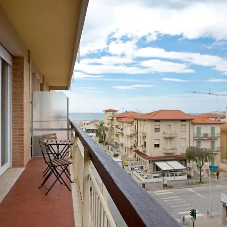 Διαμέρισμα Casa Nica, Comfortable Flat Just 200 M From The Sea